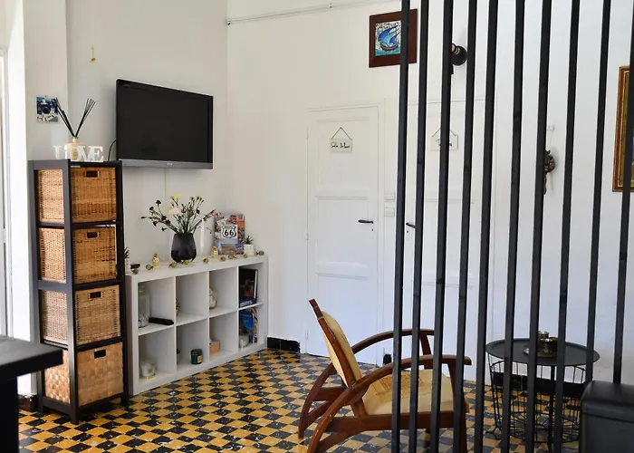 Legerete Aux Muriers Le Lavandou